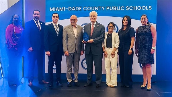 Nicklaus Children’s President and CEO Awarded Miami-Dade County Public Schools 2025 Superintendent’s Choice Award