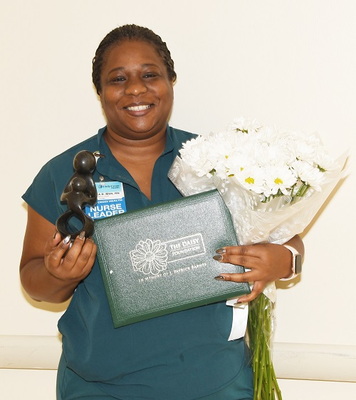 Holy Cross Health Nurse Shenika Brandon, RN, MS Honored With DAISY Award