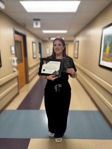 HCA Florida Osceola Hospital doctor recognized as Teacher of Excellence