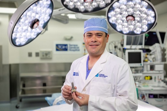 Tampa General Hospital and Florida Orthopaedic Institute are First in Florida to Perform Total Ankle Replacement with new FDA-Approved Implant