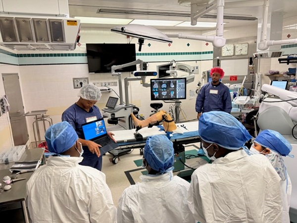 Broward Health North Hosts Fifth-Grade Students for Hospital Tour