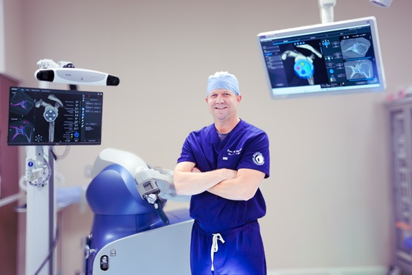 Jupiter Medical Center is First in the World to Offer Mako 4.0 Robotic Shoulder Replacement